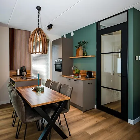 In Veluwe Peaceful Retreat Voorthuizen