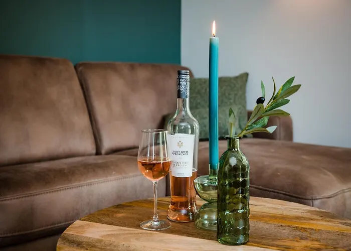 In Veluwe Peaceful Retreat * Voorthuizen