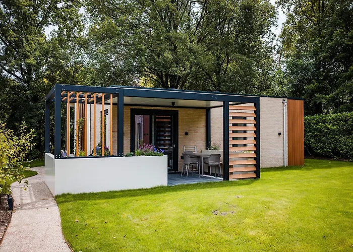 In Veluwe Peaceful Retreat * Voorthuizen